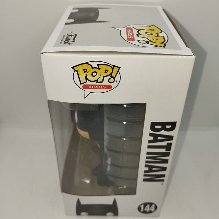 BATMAN - FUNKO POP N° 144 - Classic Batman - photo numéro 4