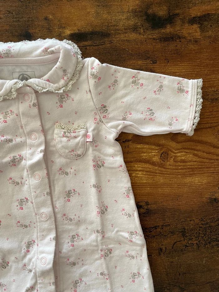 Pyjama en coton fleuri à col sans pieds - photo numéro 3