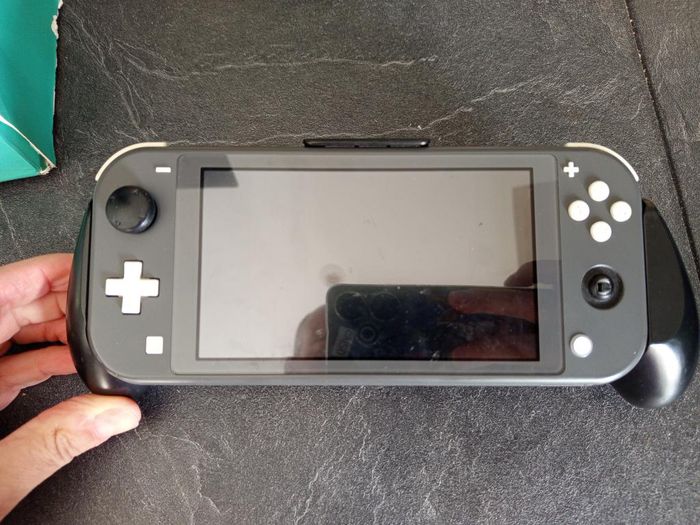 Nintendo - Switch - Grip - Lite - photo numéro 5
