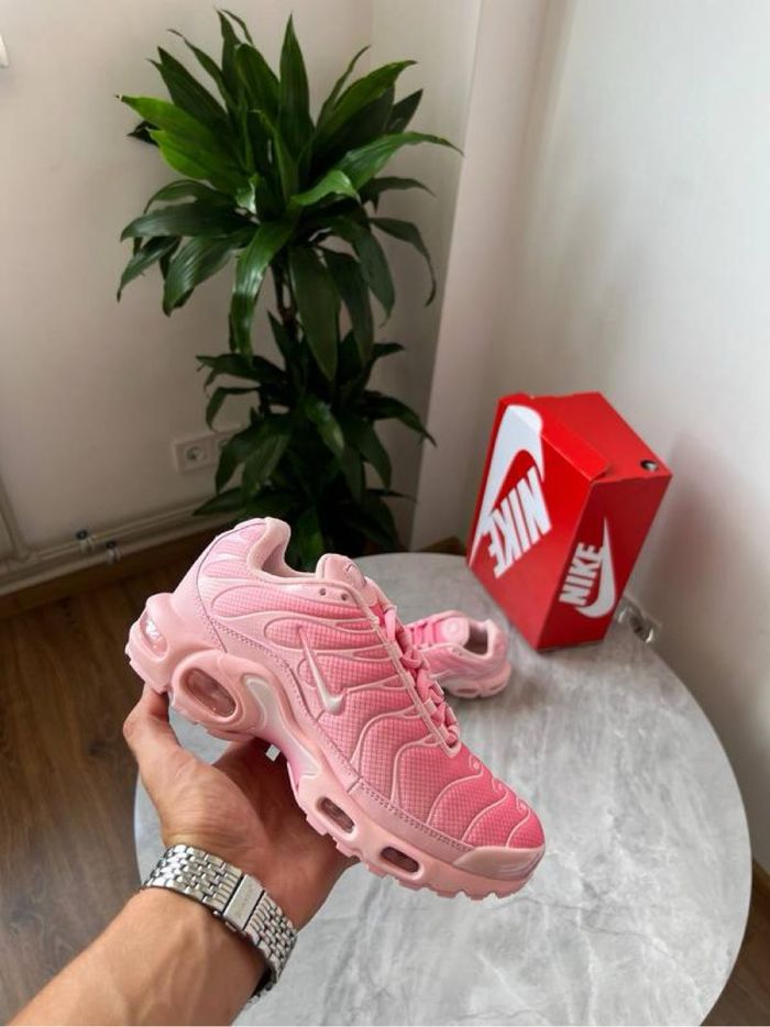 Nike tn Atlanta rose 45 - photo numéro 3