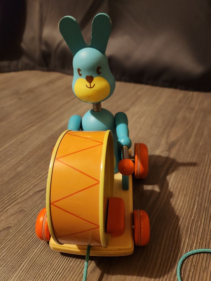 Lapin en bois à tirer Djeco