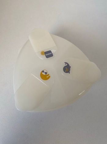 Boîte doseuse lait mam