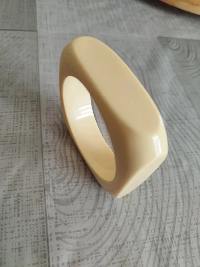Magnifique bracelet vintage crème - photo numéro 4