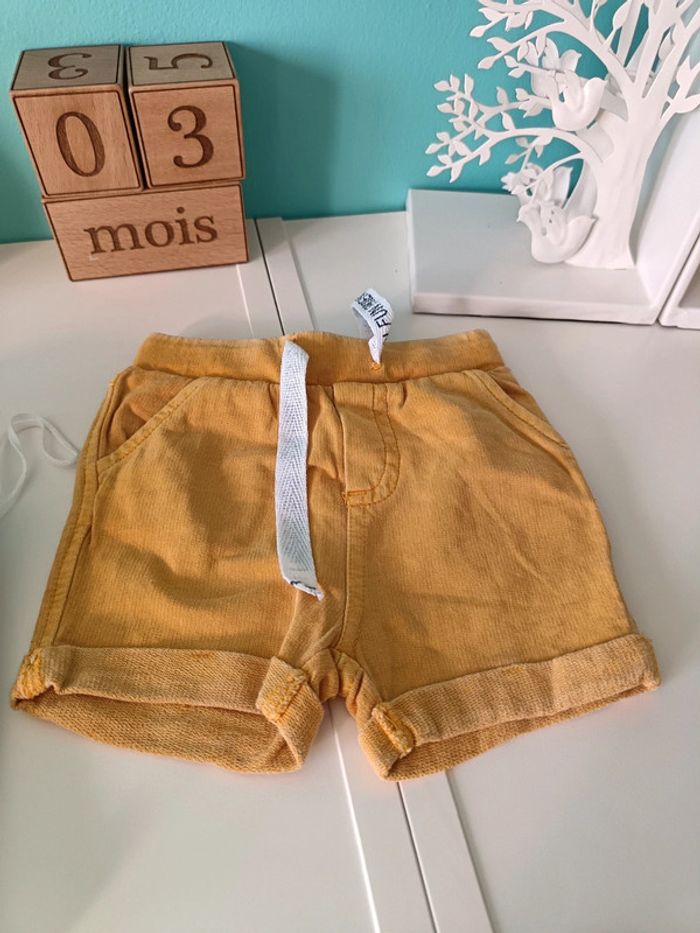 10 short taille 3 mois - photo numéro 6