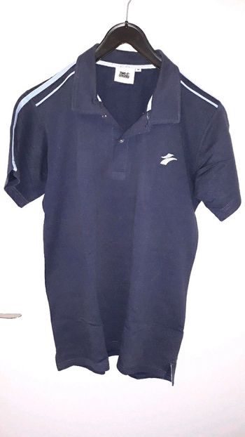 Polo avec  2 boutons