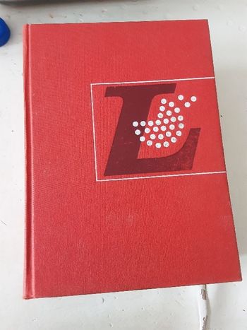 Nouveau Petit Larousse 1971
