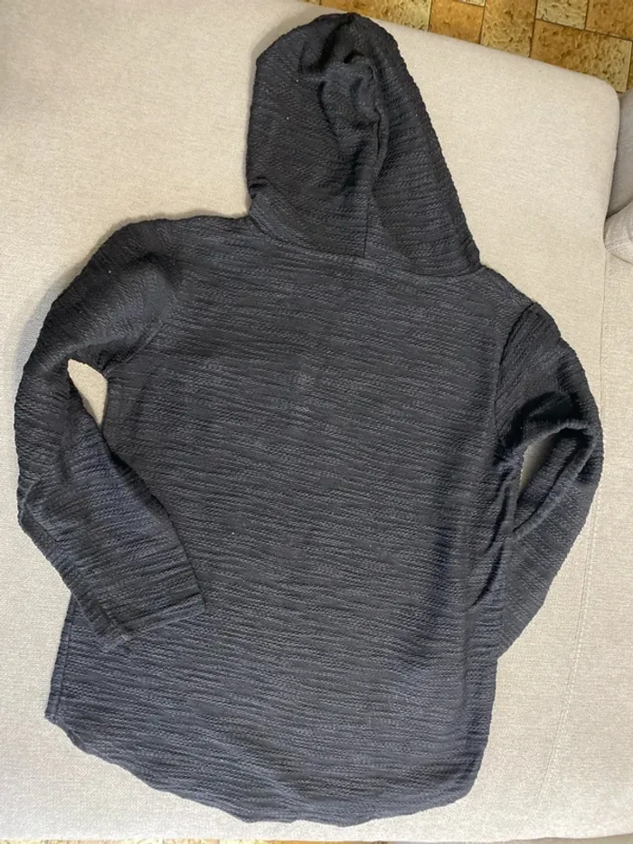 Pull capuche - photo numéro 2