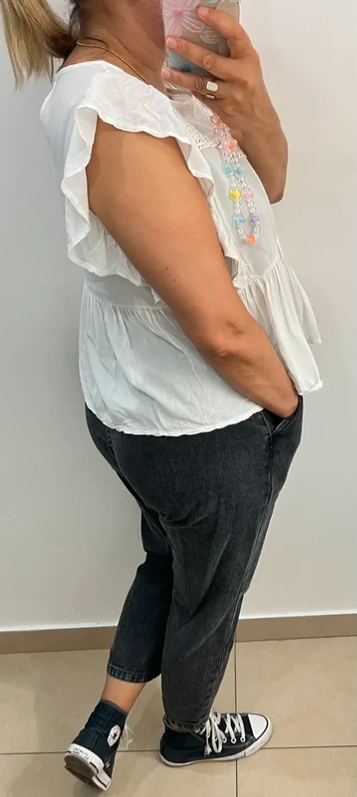 Blouse Blanche Avec Volant - photo numéro 5