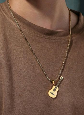 Collier avec pendentif homme