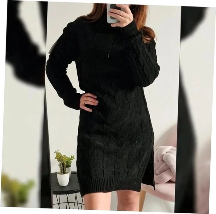 Robe pull col roulé en maille noir