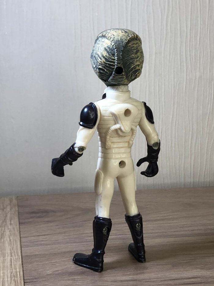 Figurine vintage internationale Alien Power Destroy All Humans bootleg creature monster Space - photo numéro 2
