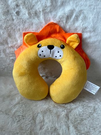 Coussin cervical, coussin de voyage, coussin tour de cou lion  pour enfant