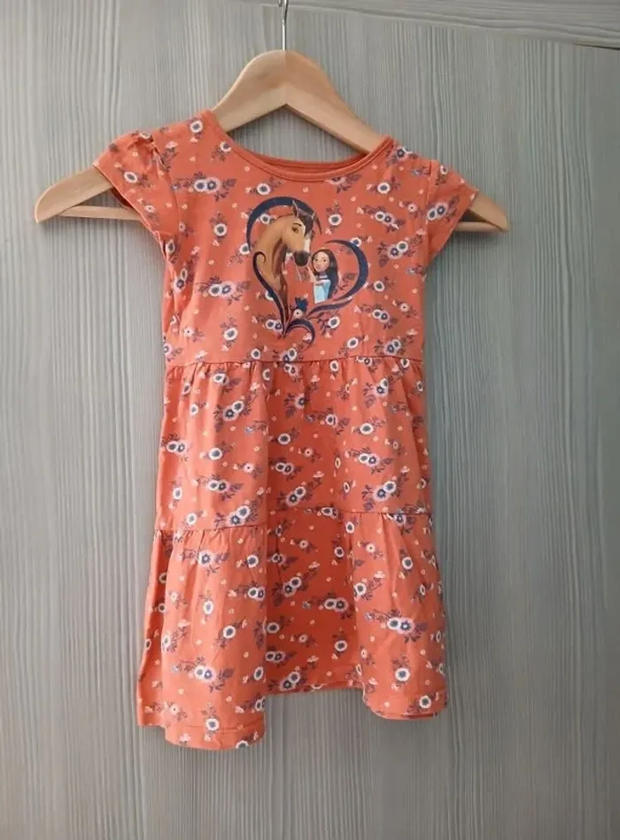 Lot vêtements fille été  et printemps 4ans - photo numéro 3