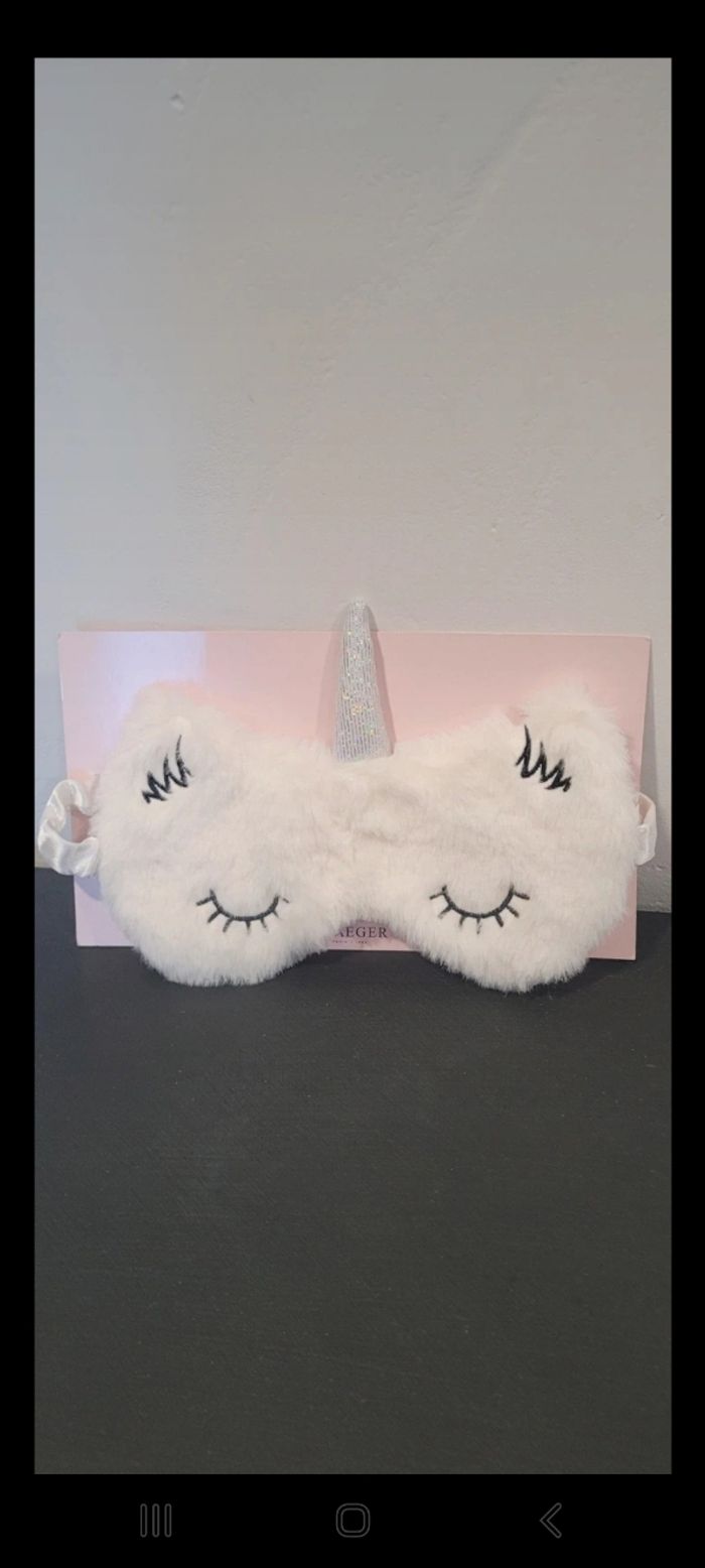 Bouillotte et masque de nuit Neufs - photo numéro 3