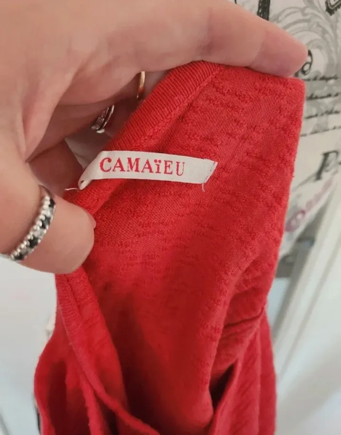 Très Joli Pull Corail de marque Camaïeu et de taille 38 - photo numéro 6