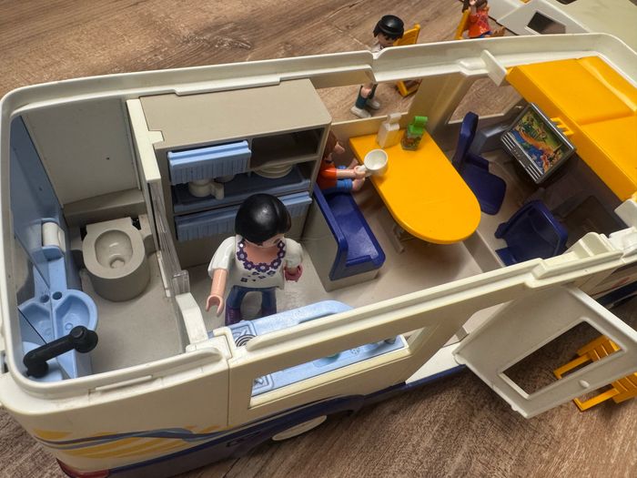 Camping car Playmobil - photo numéro 3