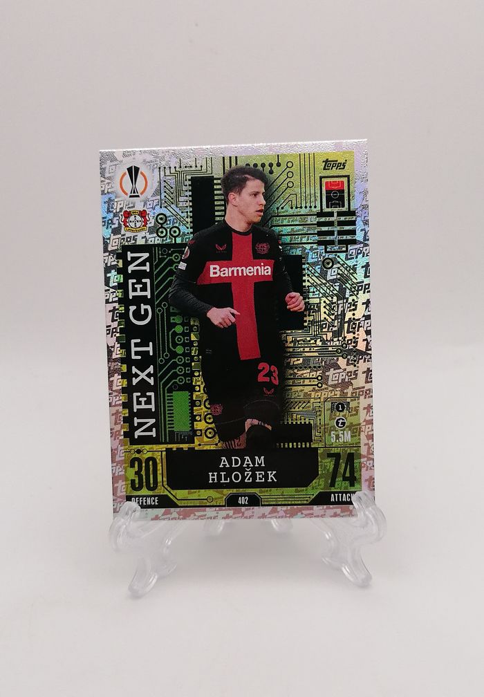 Carte Match Attax 2023-24 NEXT GEN Adam Hlozek n°402 Bayer 04 Leverkusen.