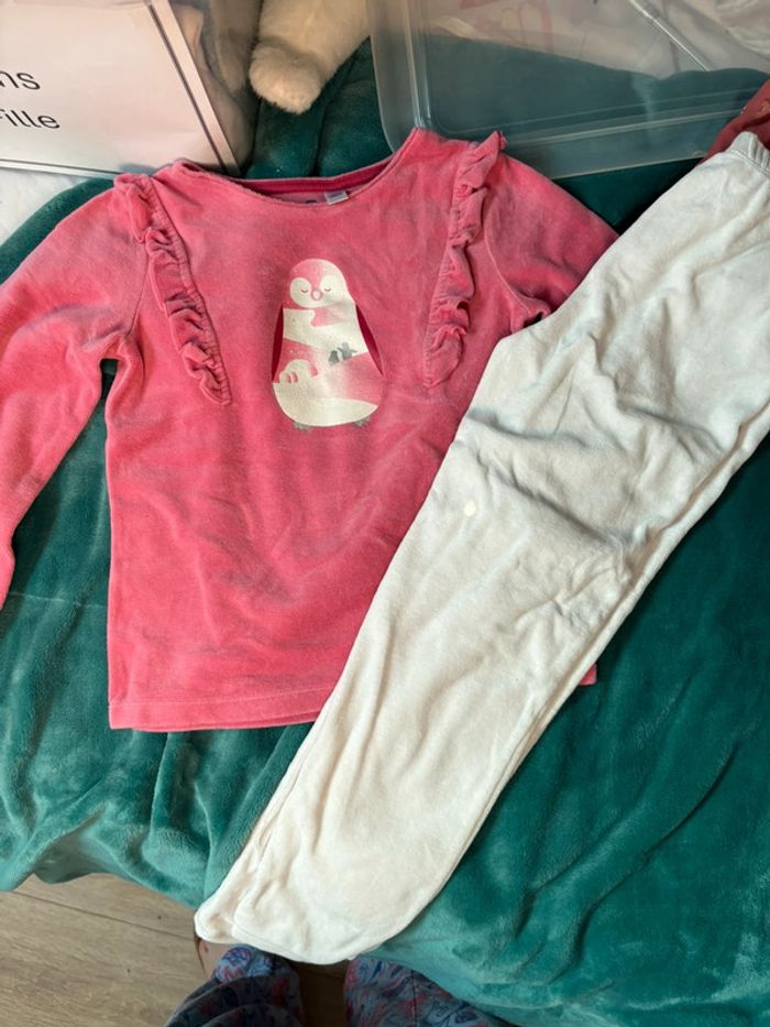 Pyjama velours pingouin 8 ans