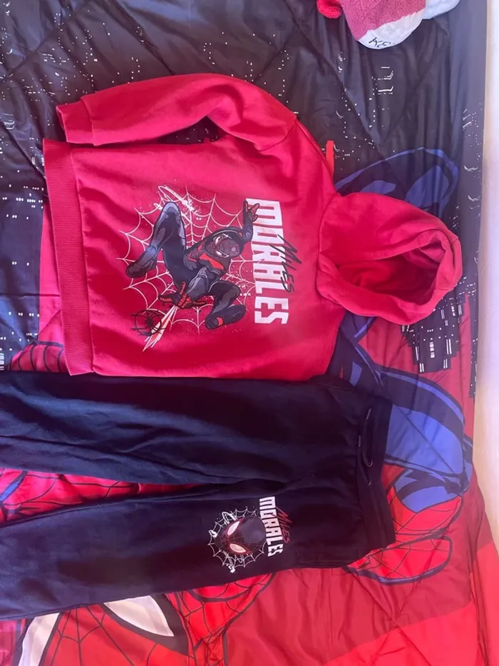 Ensemble, Spiderman primark