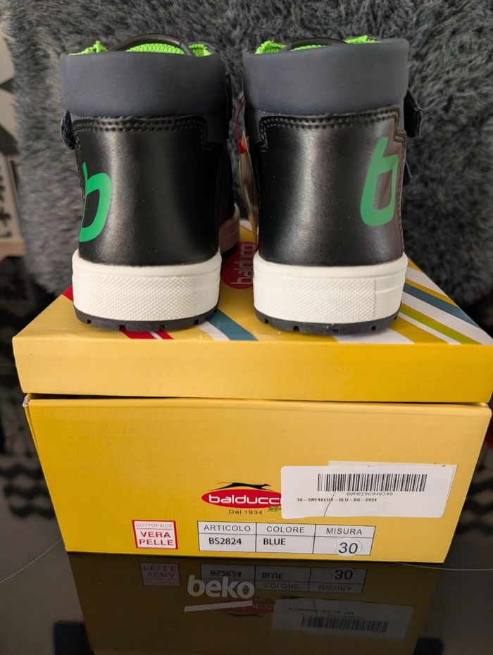 Baskets garçon. Taille 30. Semelle intérieure. Neuf. Balducci - photo numéro 2