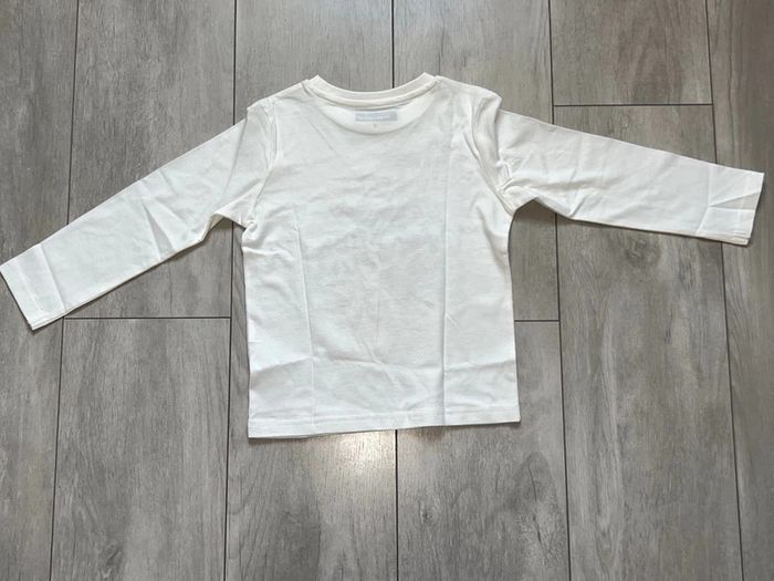 T-shirt longues manches NEUF 4 ans - photo numéro 4