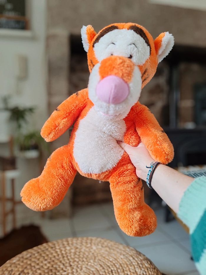 Grande peluche Tigrou Disney - photo numéro 6
