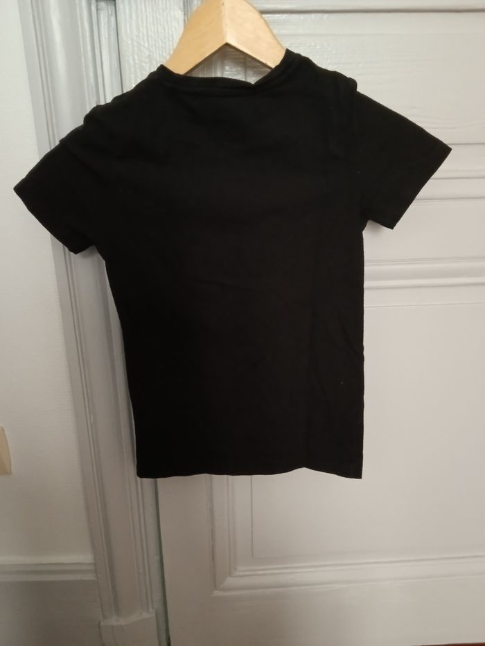 Tee-shirt H&M noir et blanc - photo numéro 3