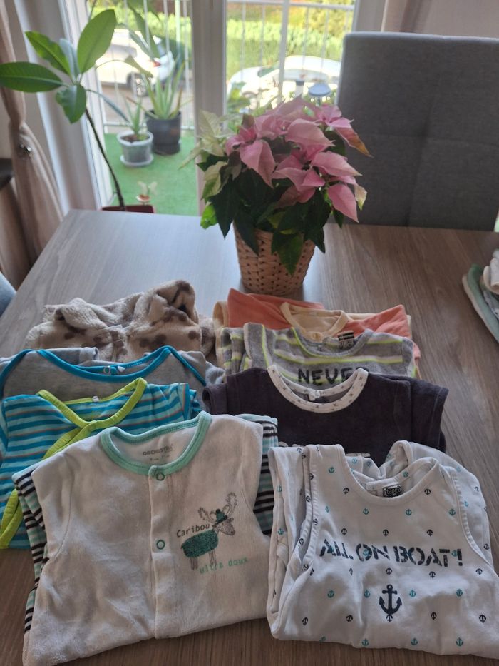 Grenouillère bébé garçon