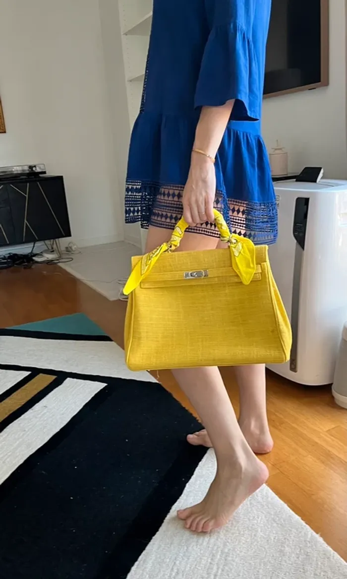 Sac jaune trapèze en raphia - photo numéro 5
