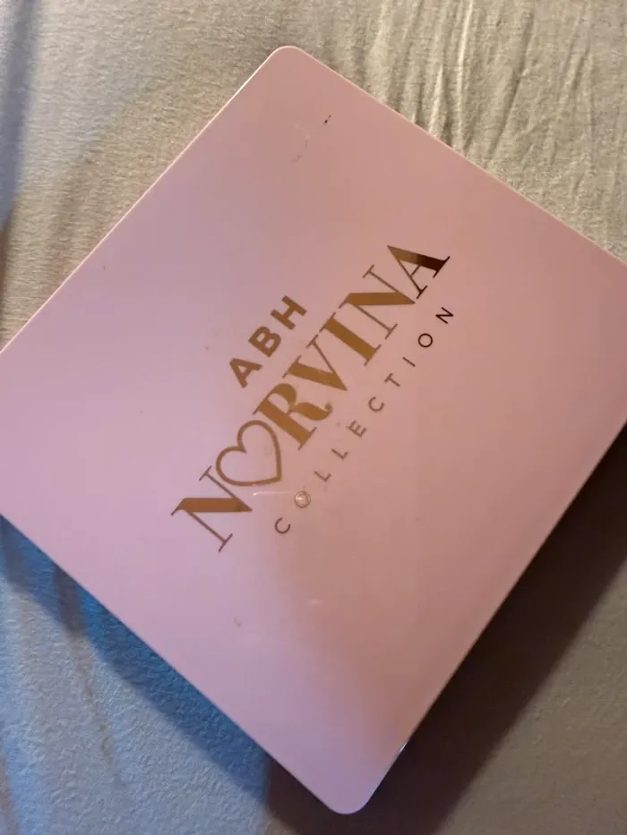 Palette yeux ABH Norvina volume 4