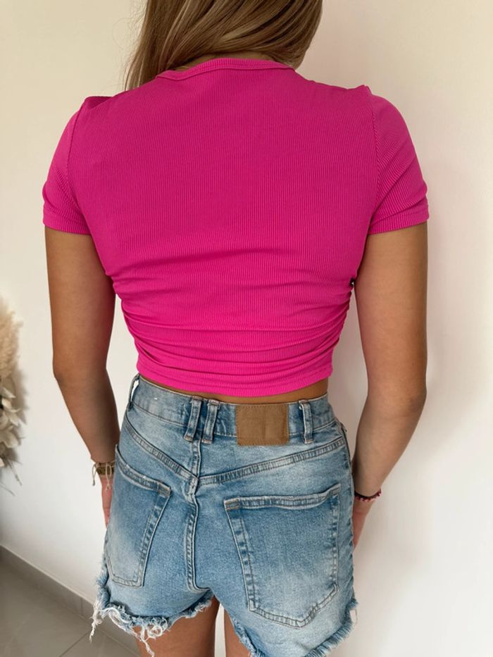 T shirt taille S - photo numéro 2