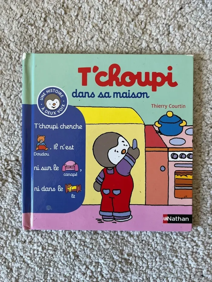 T’choupi dans sa maison