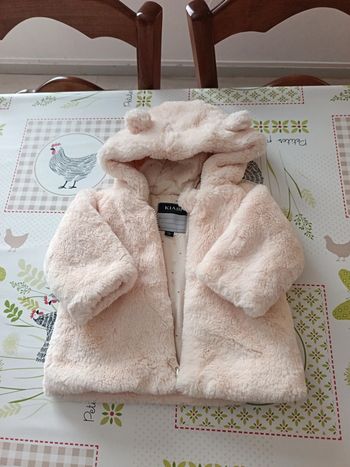 Manteau Kiabi taille 6 mois