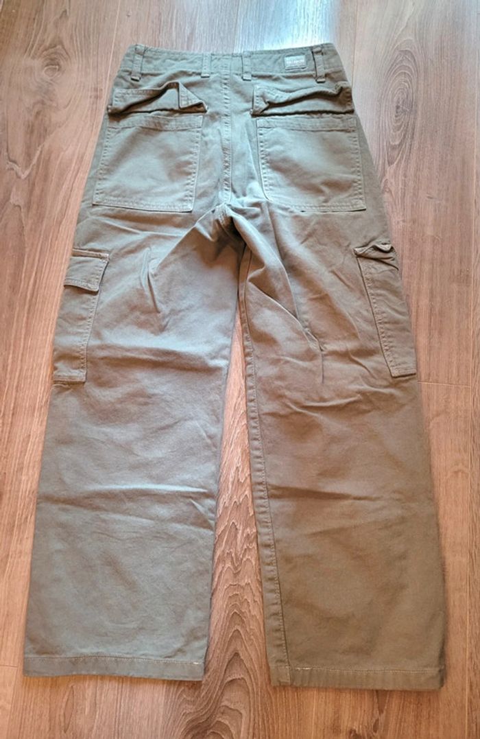 Pantalon cargo vert Pull&Bear T32 - photo numéro 4