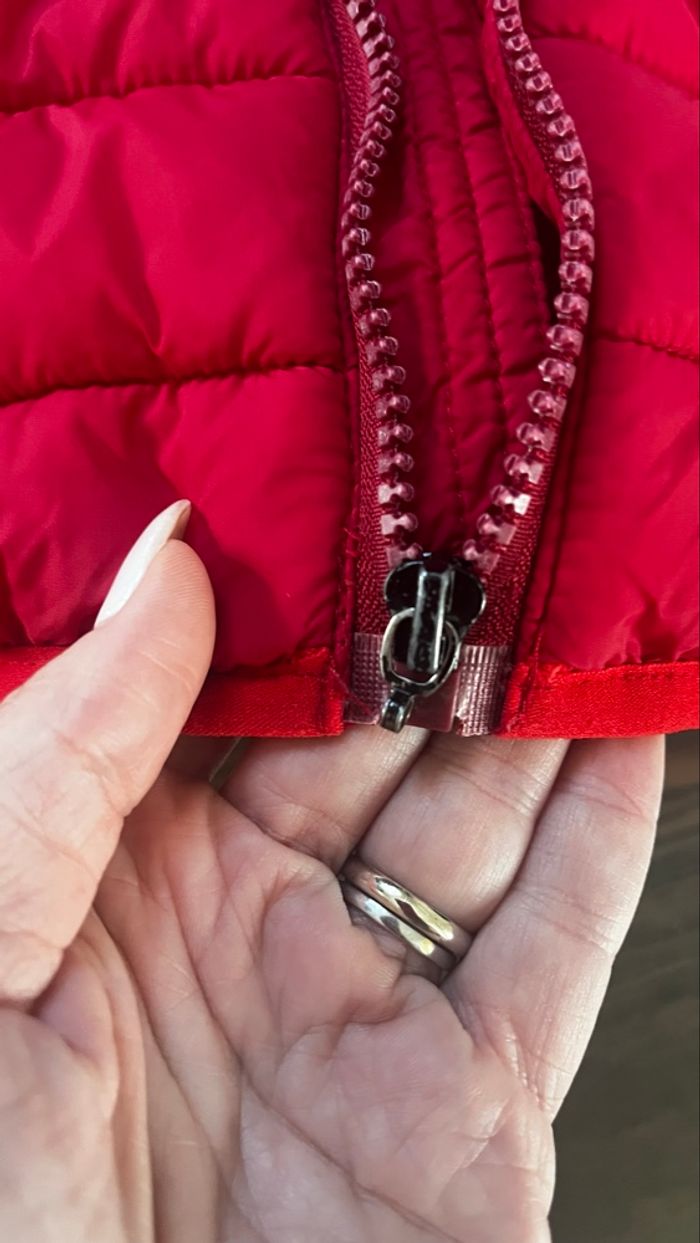 Veste sans manches avec capuche - photo numéro 3