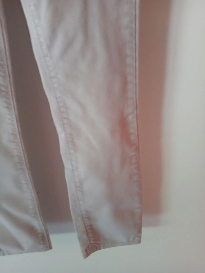 Joli pantalon rose pâle.  10 ans - photo numéro 5
