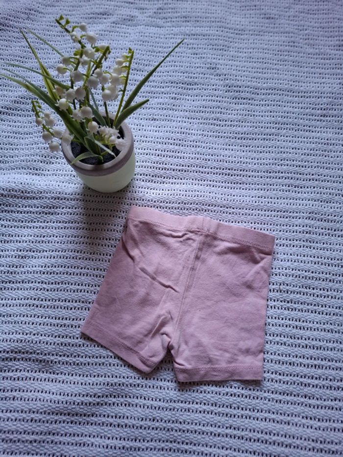 Short 6 Mois - photo numéro 4