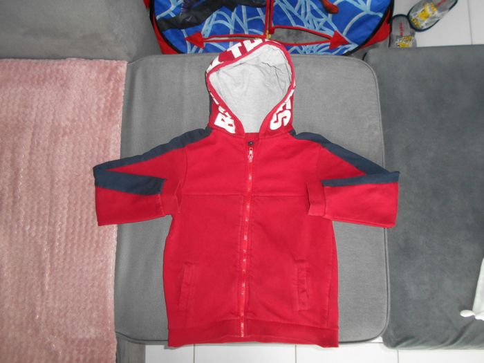Veste (Kiabi), taille: 10 ans