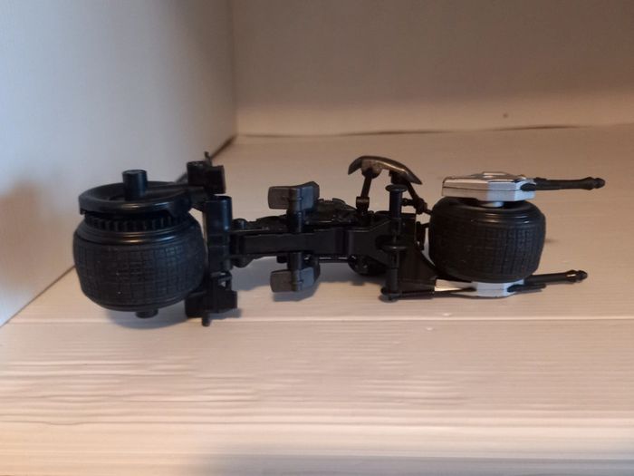 Batman moto dark night - photo numéro 5