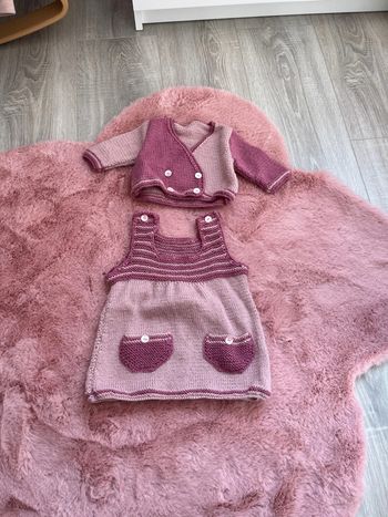 Ensemble tricot bébé fille robe et gilet