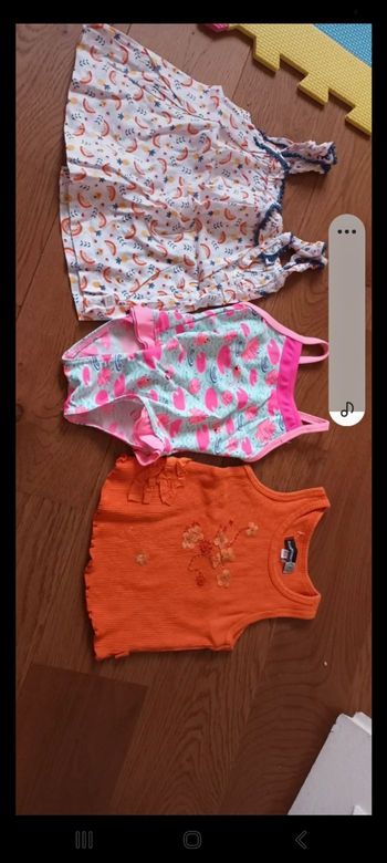 Lot de vêtements fille 18 mois