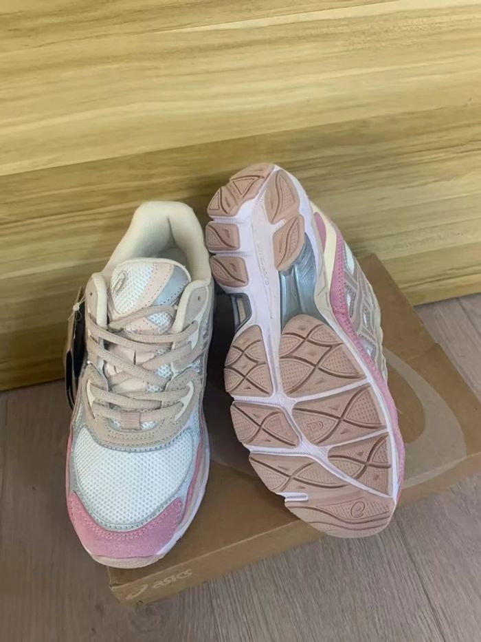 ASICS Gel-NYC Cream Mineral Beige Pink 39 - photo numéro 4