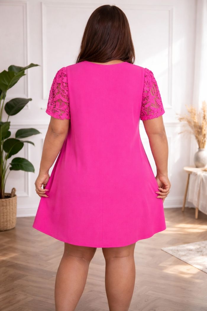 Robe rayonnante éclat fushia aux manches dentelle Femme Taille 54 marque Asos 💍 - photo numéro 2