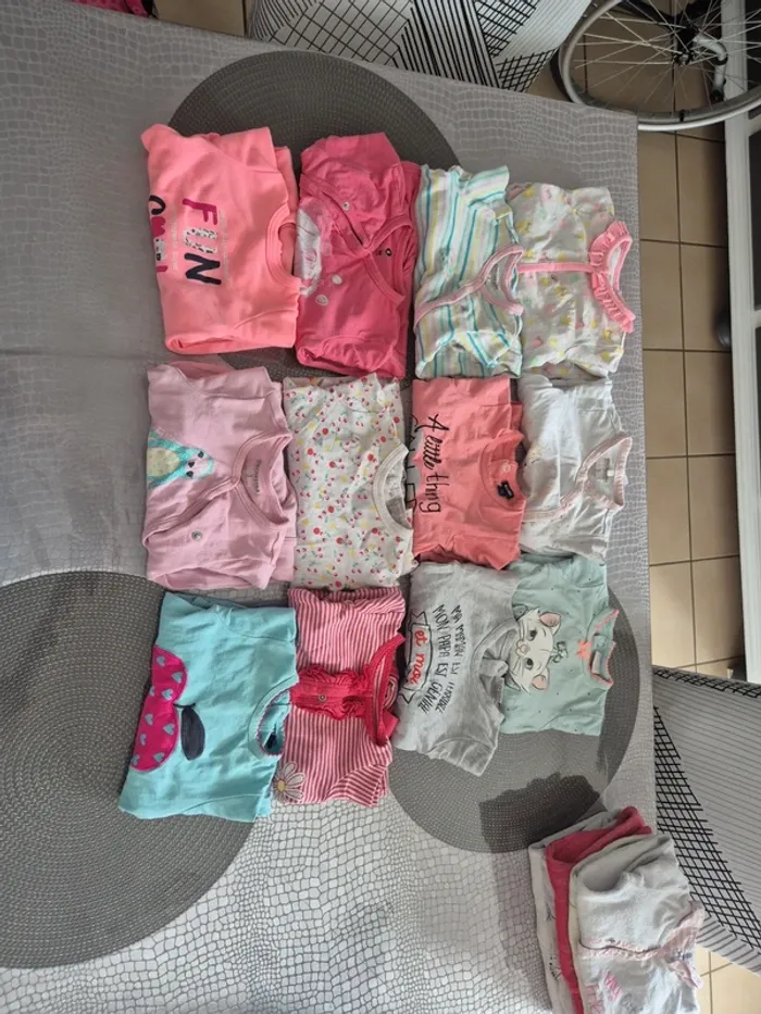 Lot de 12 pyjamas fins