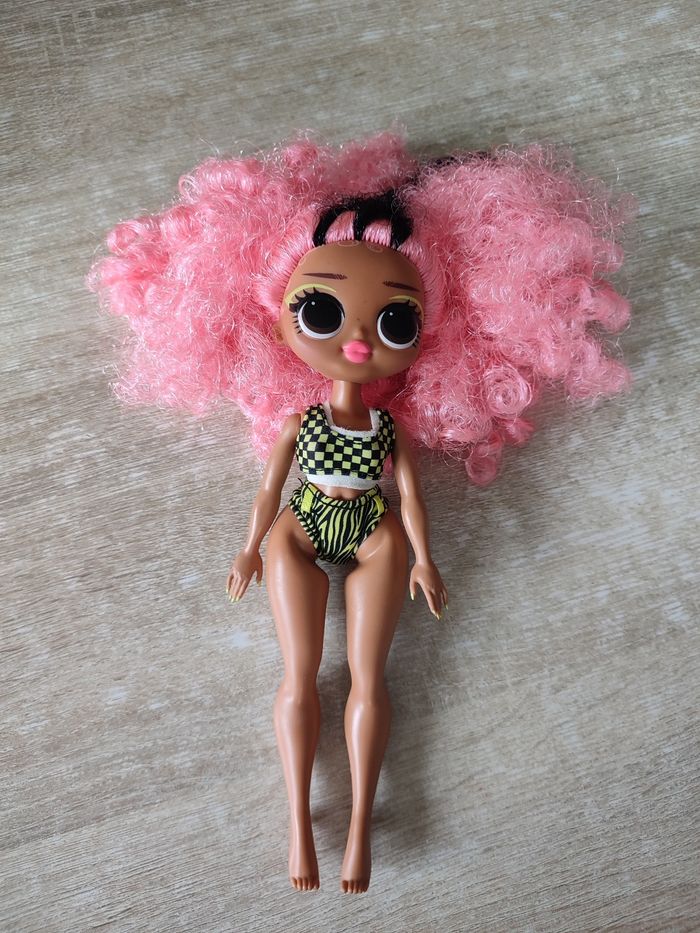 Poupée lol