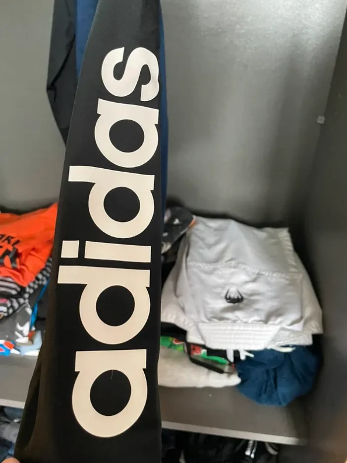 Veste adidas 10 ans - photo numéro 2