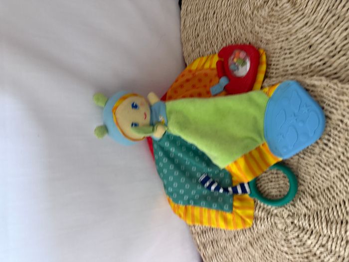 Doudou plat eveil Luxi Luciole PLAYSKOOL - photo numéro 2