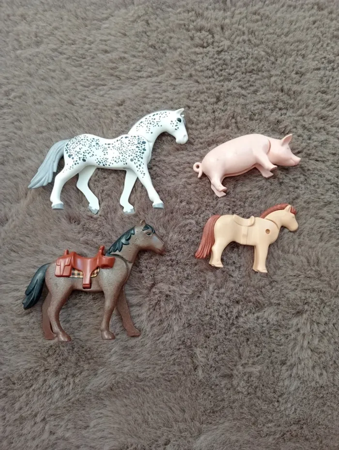 Lot de 4 figurines playmobil animaux