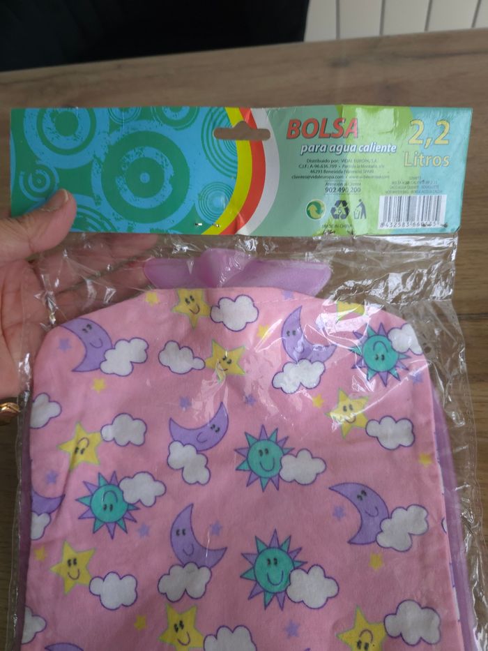 Bouillotte 2.2 litres neuve idéal cadeau de Noël - photo numéro 4