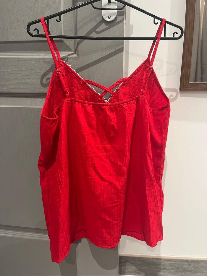 Débardeur rouge et blanc - photo numéro 2